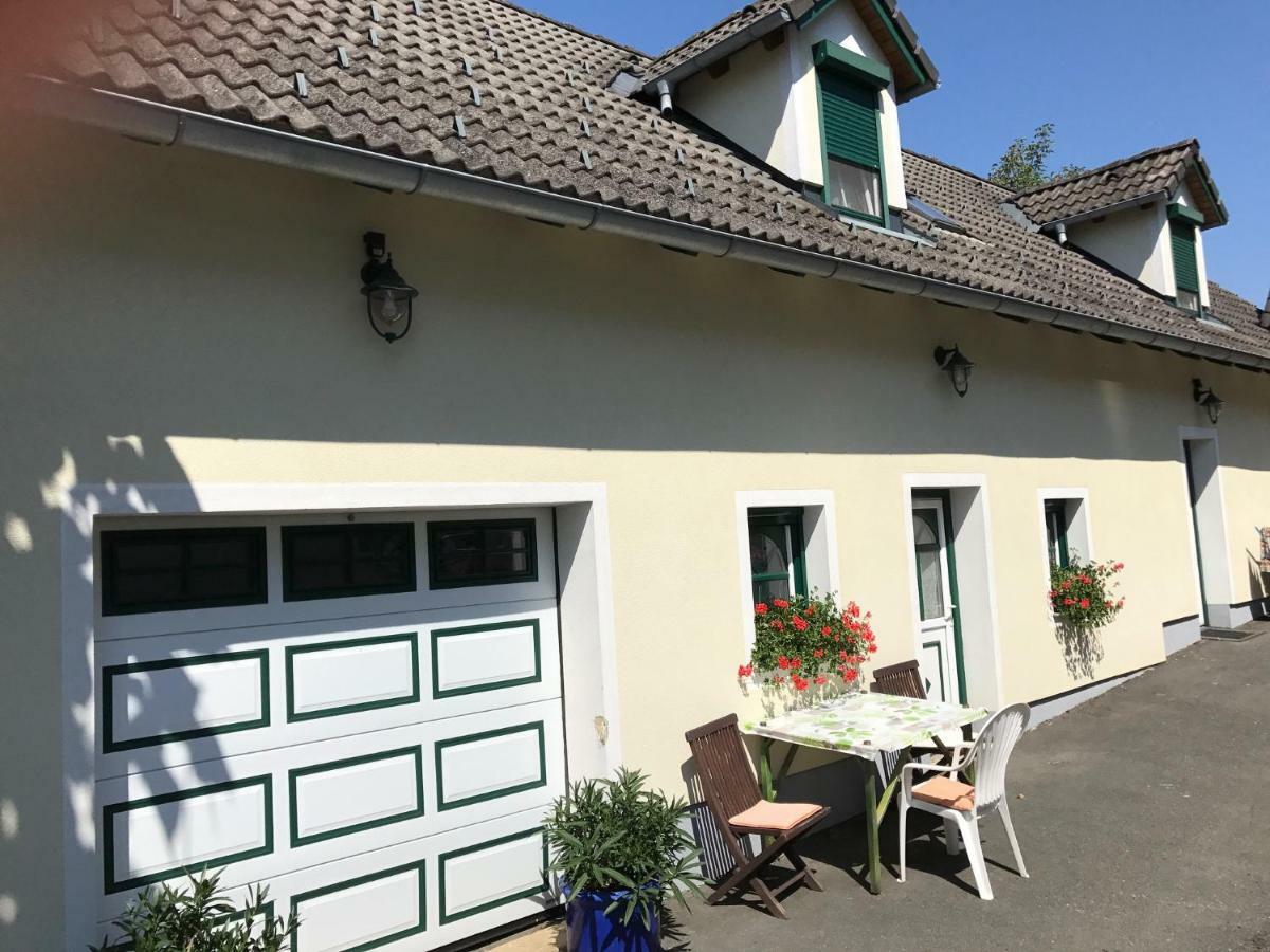 Gaestehaus Lindenhof ينرسدورف المظهر الخارجي الصورة